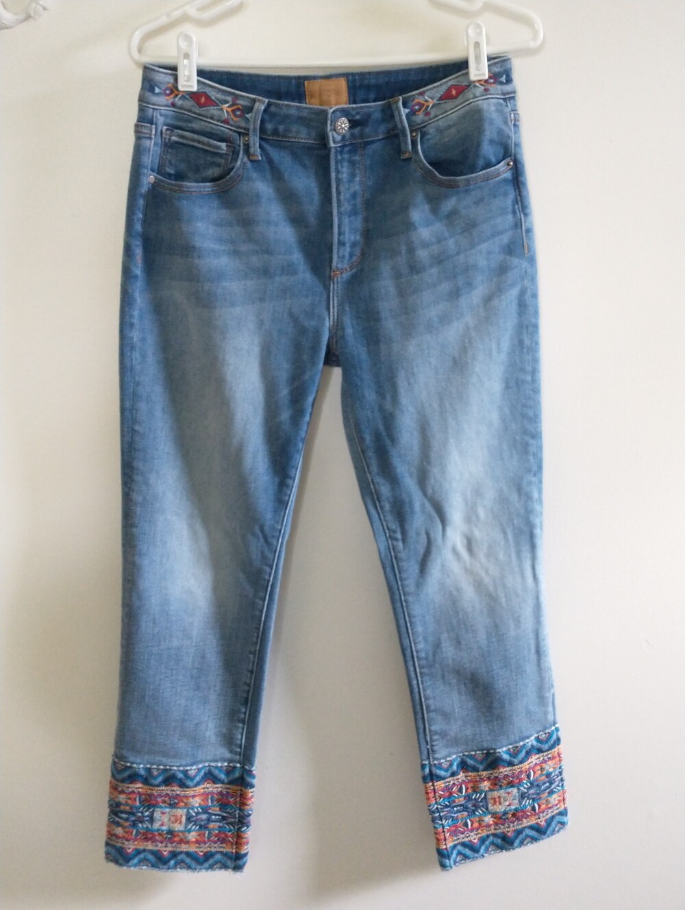 Driftwood Colette Embroidered Hem Jeans Women's 29
